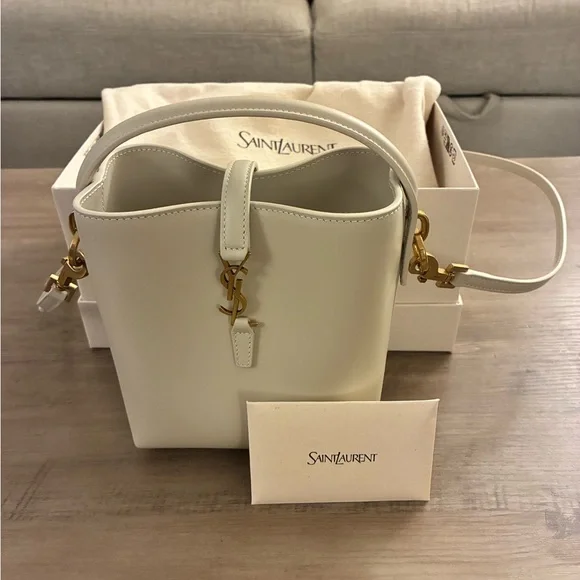 Saint Laurent Le 37 Mini Leather Bucket Bag, BLANC VINTAGE - Picture 5 of 11